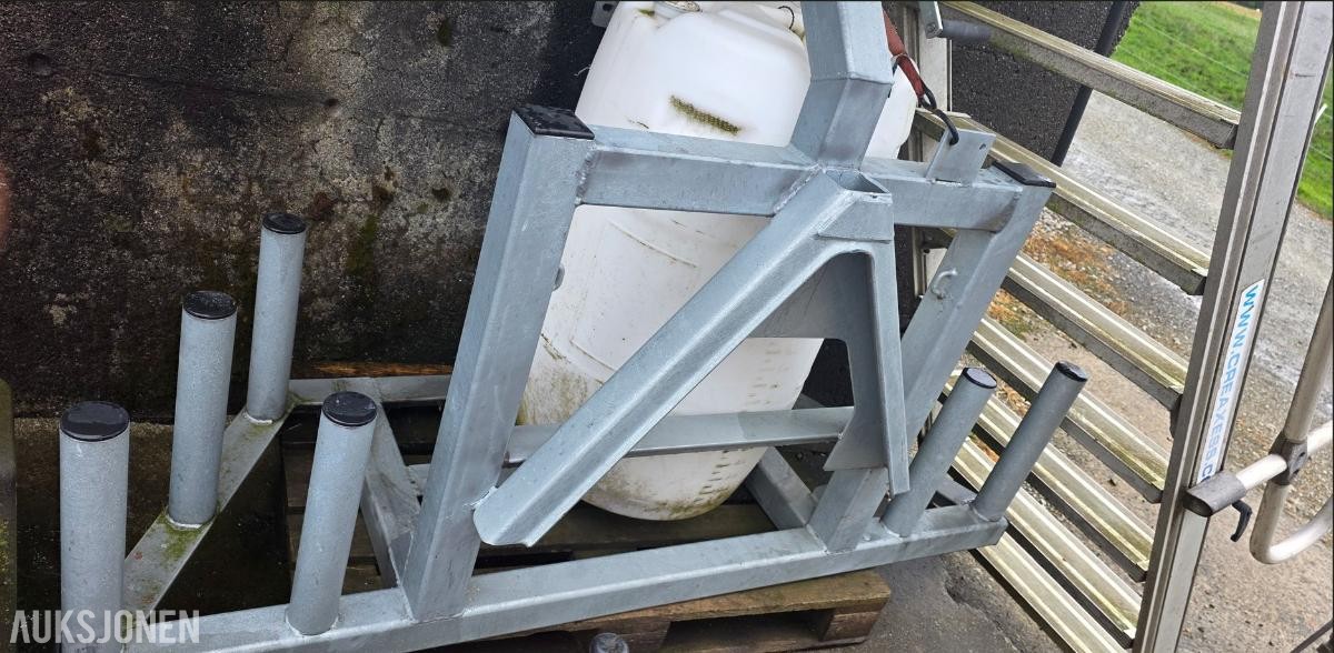 2021 Plast rull holder  